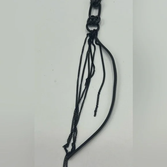 NEW MICHAEL KORS Black CLIP ON HANGING EARRINGS - Picture 5 of 6